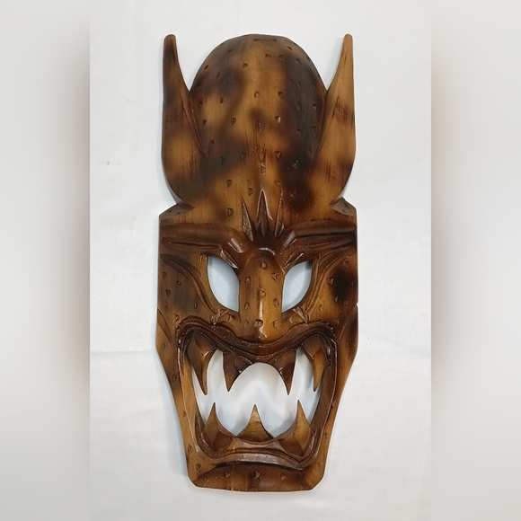 Vintage Wooden Tribal Mask MADE IN PHILIPPINES - Picture 1 of 8